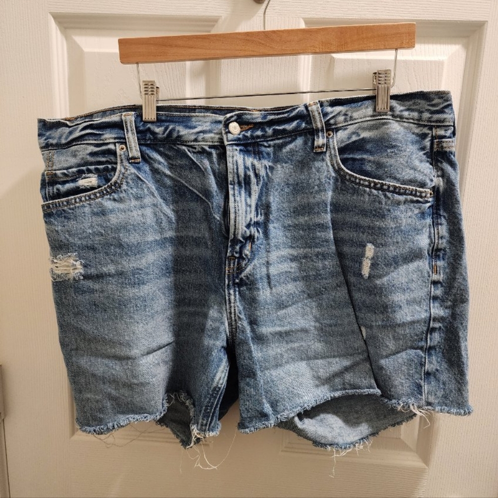 Old Navy jean cut off shorts